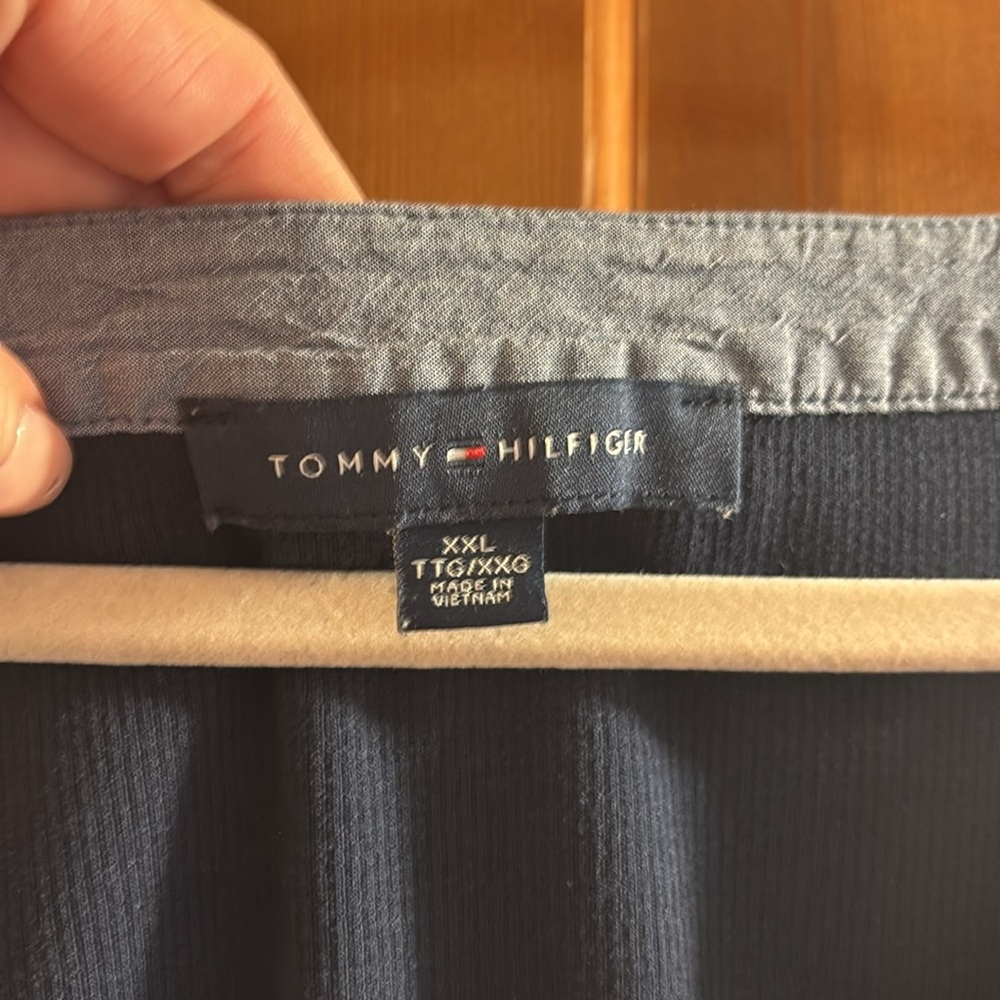 Tommy Hilfiger mixed media, roll-tab top - Picture 8 of 13